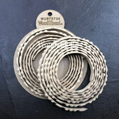 Pack of Two C scroll & Bead Trims TR736