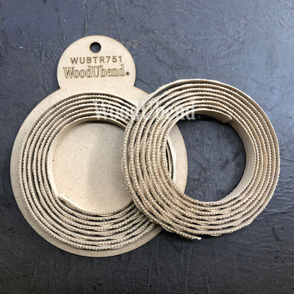 Pack of Two Ribbon & Berries Trims TR751